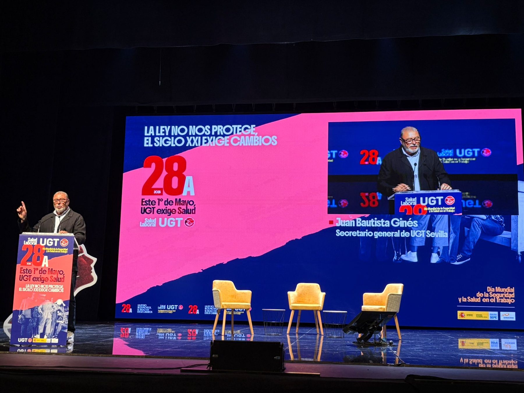 Pantalla LED UGT teatro
