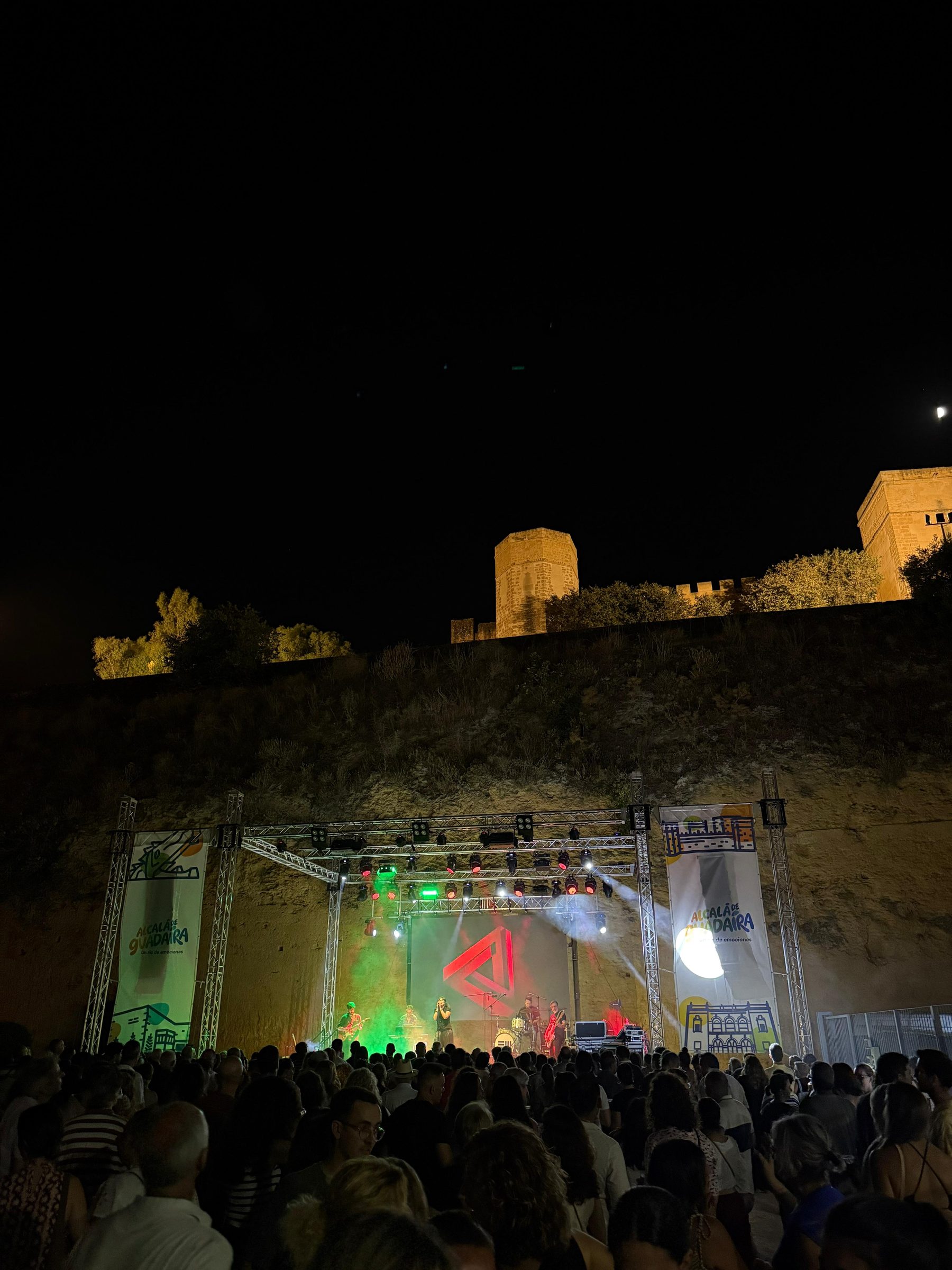 Más montajes de sonido e iluminación - RC Group